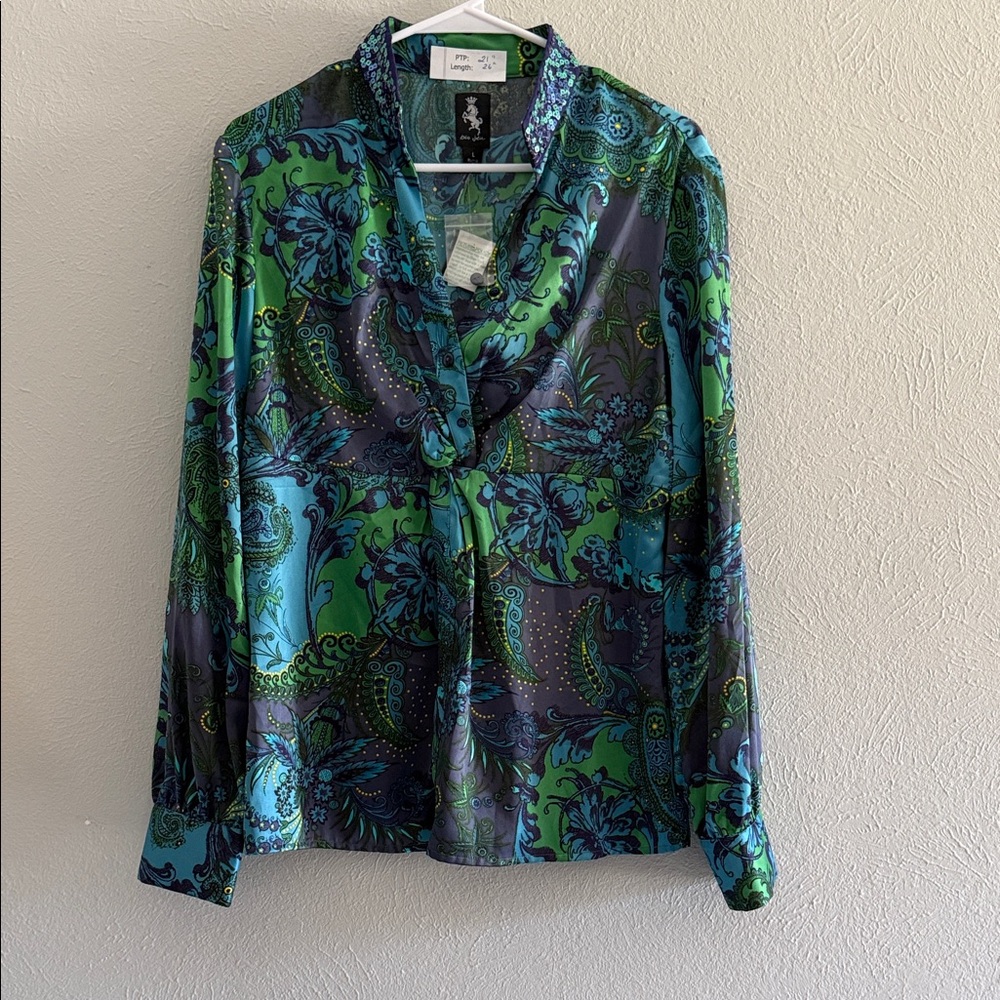 Tres Jolie Teal and Green Paisley Satin Blouse. PTP 21”, Length 26”